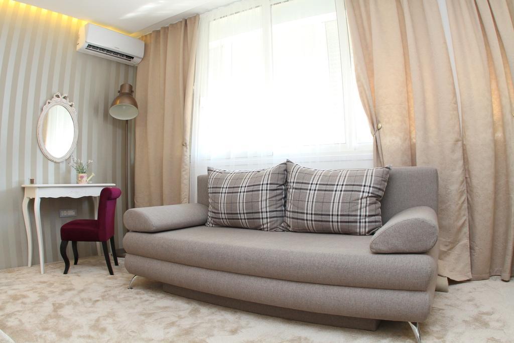 Studio Apartments Mirakul Σπλιτ Δωμάτιο φωτογραφία