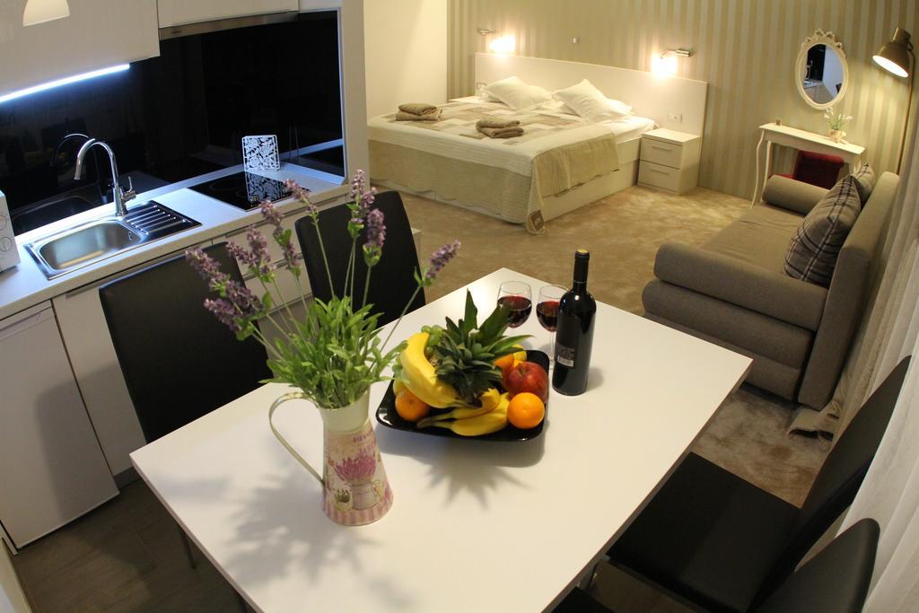 Studio Apartments Mirakul Σπλιτ Δωμάτιο φωτογραφία