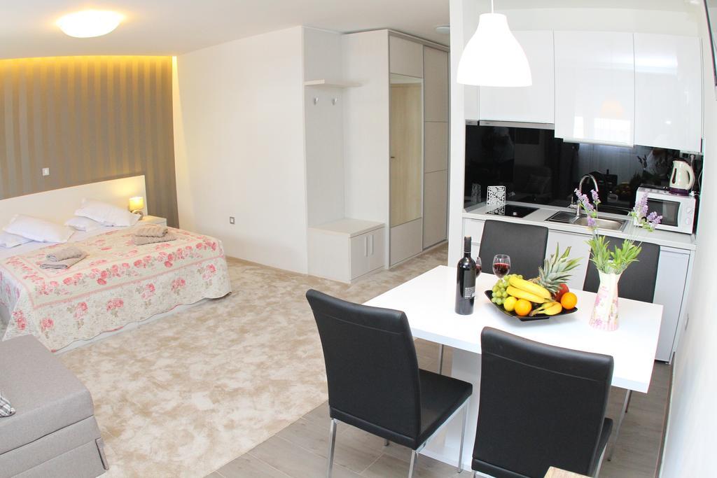 Studio Apartments Mirakul Σπλιτ Δωμάτιο φωτογραφία